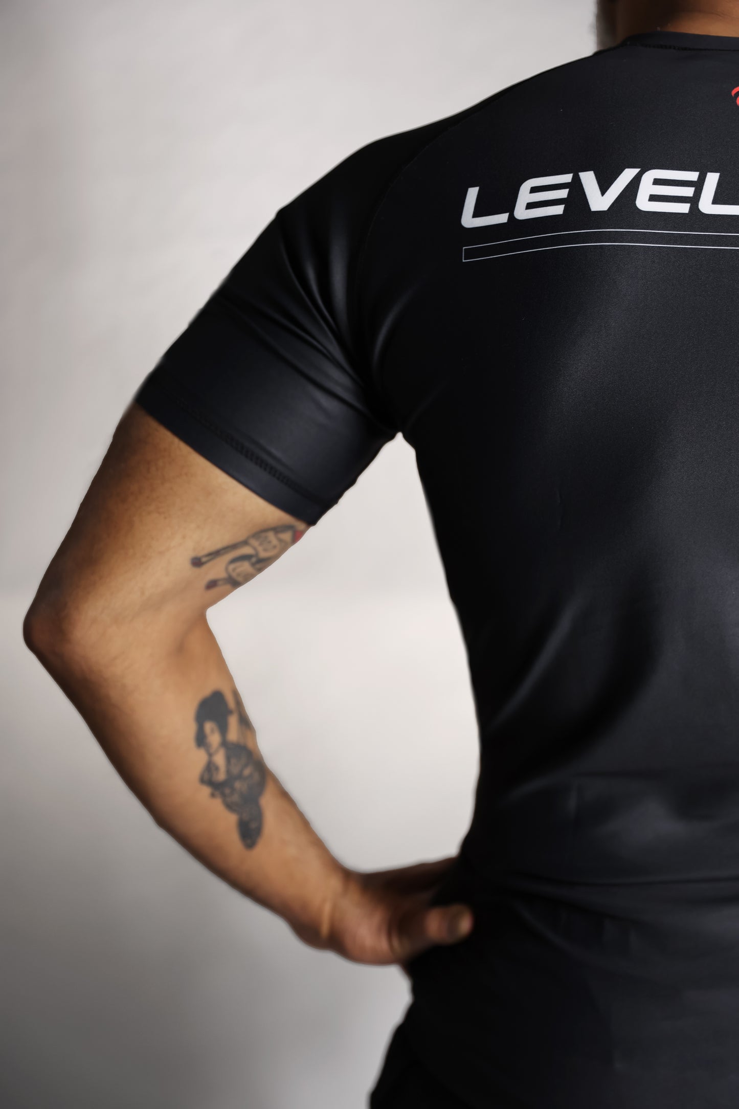 BLACK RANKED RASHGUARD